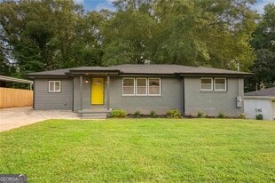 2658 Miriam Ln in Decatur, GA - Building Photo