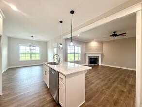 5363 Crocus Dr in Bowling Green, KY - Building Photo - Building Photo