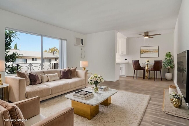 1469 Canfield Luxury Investments LLC in Los Angeles, CA - Building Photo - Building Photo