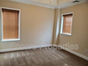 510 E Broad St in Fuquay Varina, NC - Building Photo - Building Photo