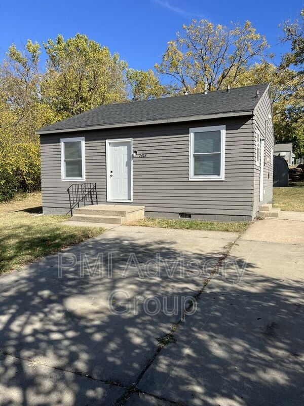 property at 2618 SE Adams St