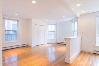 51 Massachusetts Ave in Boston, MA - Building Photo - Building Photo