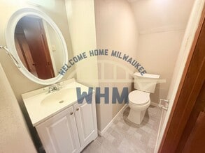 1120 S 114th St in West Allis, WI - Building Photo - Building Photo