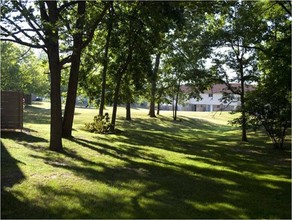 Countryside Townhouses of Auburn Hills in Auburn Hills, MI - Foto de edificio - Building Photo