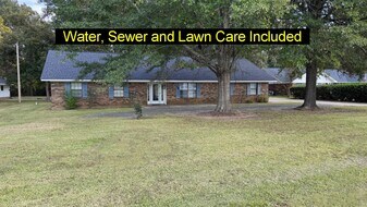 284 Connie Lynne Dr in Monroe, LA - Building Photo