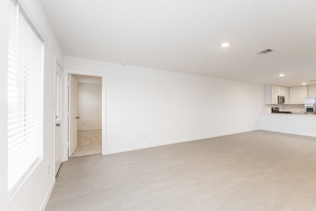 property at 28903 Great Cyn Dr