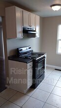 212 2nd Pl in Pleasant Grove, AL - Foto de edificio - Building Photo
