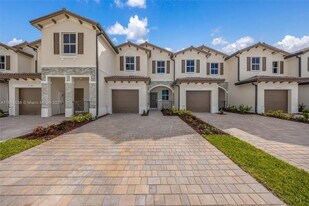 2751 SE 25th Ave, Unit Orange Ave in Homestead, FL - Building Photo