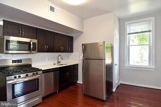 1601 A St SE-Unit -1 in Washington, DC - Building Photo - Building Photo