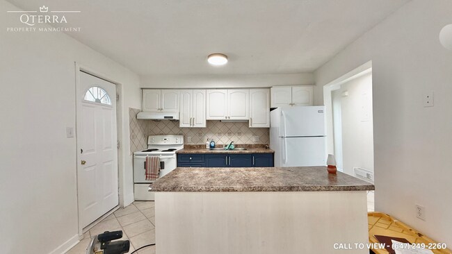 103 Vicmount Dr in Kitchener, ON - Building Photo - Building Photo