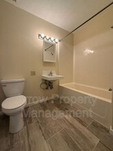 1015 14th St in Wamego, KS - Foto de edificio - Building Photo