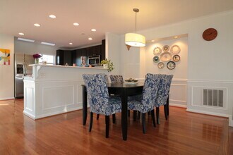 12347 Sour Cherry Way in North Potomac, MD - Foto de edificio - Building Photo