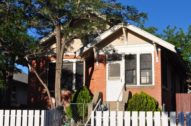 property at 118 Maple St NE