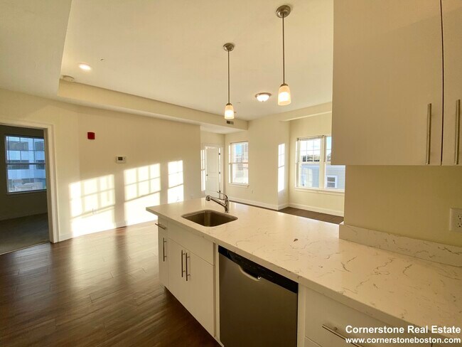 120 Amory St, Unit 301 in Boston, MA - Building Photo - Building Photo
