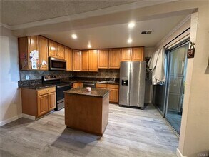 18512 Mayall St in Los Angeles, CA - Building Photo - Building Photo