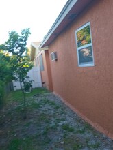 2579 Angler Dr in Delray Beach, FL - Foto de edificio - Building Photo