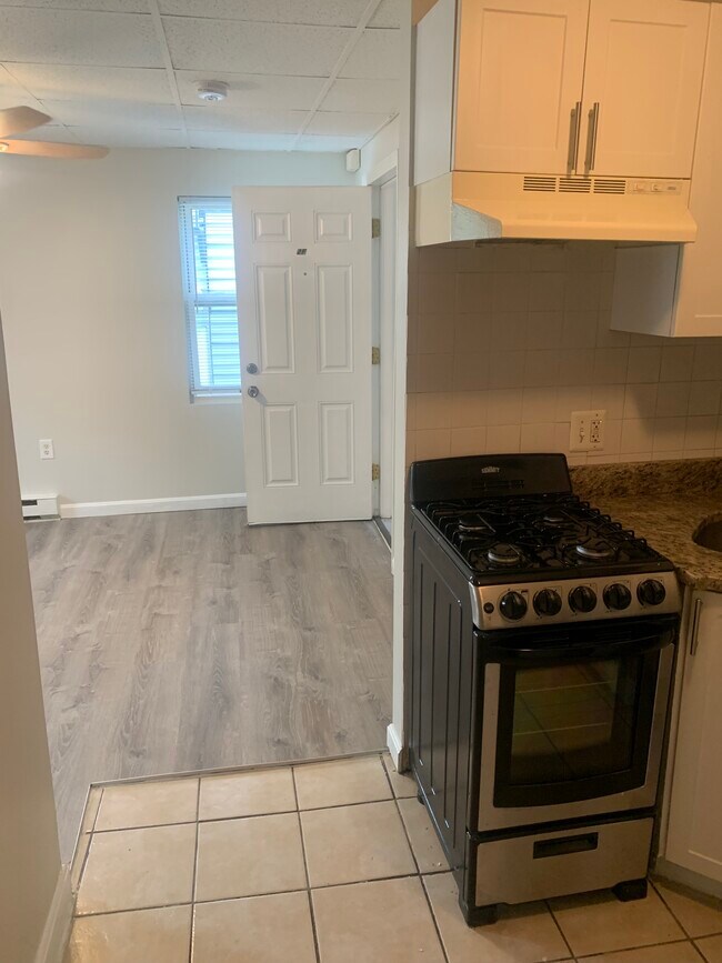 110 Sciarappa St, Unit 2 in Cambridge, MA - Building Photo - Building Photo