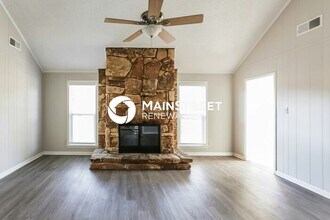 4454 Westbury Dr in Memphis, TN - Building Photo - Building Photo