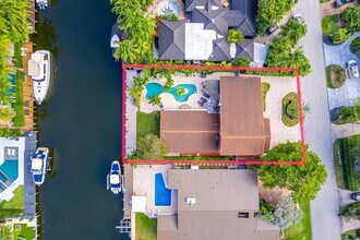 2519 Barcelona Dr, Unit 8 in Fort Lauderdale, FL - Foto de edificio - Building Photo