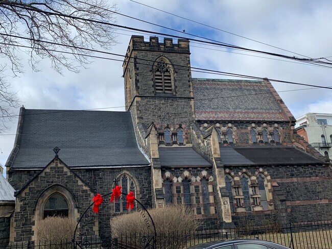 527 Willow Ave in Hoboken, NJ - Building Photo - Building Photo