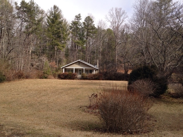 216 Webb Creek Rd in Fairview, NC - Building Photo - Building Photo