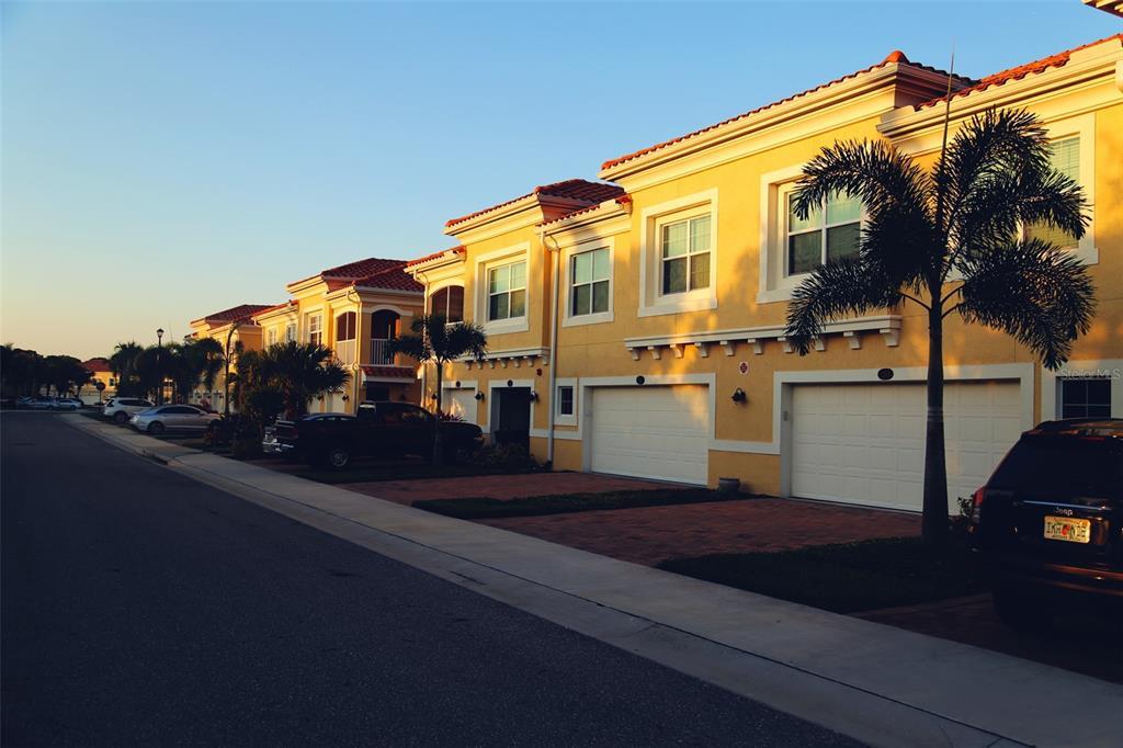 4243 Expedition Wy in Osprey, FL - Building Photo