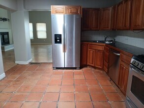4904 Idlewilde Ln SE in Albuquerque, NM - Building Photo - Building Photo