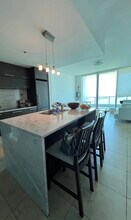 900 Biscayne Blvd, Unit 2304 in Miami, FL - Building Photo - Building Photo