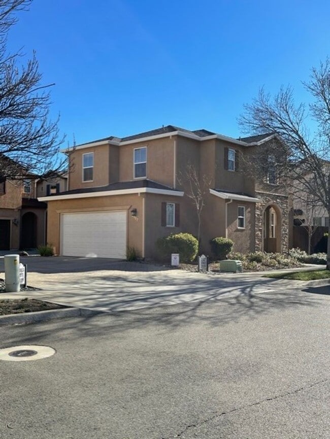 2127 Tuscany Way