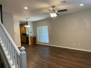 1916 S 15th St in Waco, TX - Building Photo - Building Photo