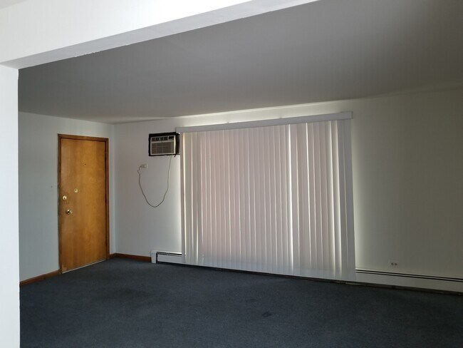 12704 S Aberdeen St in Calumet Park, IL - Building Photo - Building Photo