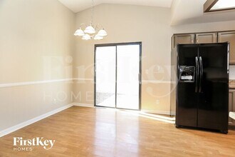 5880 Filmore Ave in Las Vegas, NV - Building Photo - Building Photo