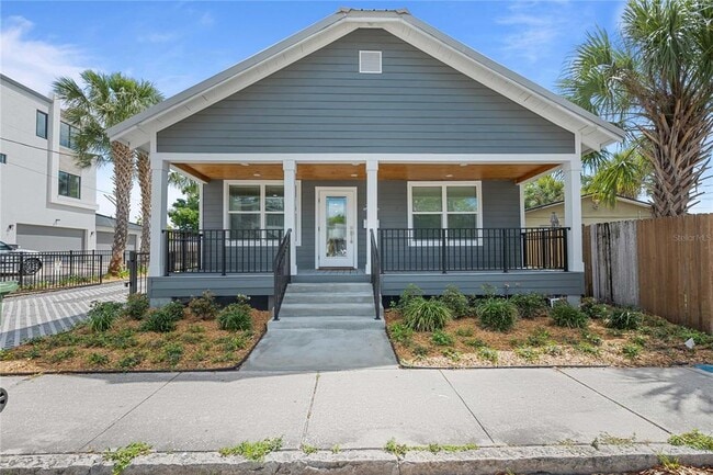 property at 2203 N Blvd