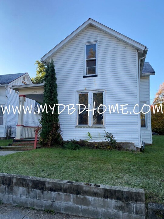 1317 Zollars Ave in Fort Wayne, IN - Building Photo