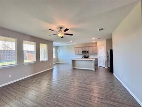 3401 Riverside Dr in Aubrey, TX - Building Photo - Building Photo