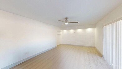 7208 72nd Way in West Palm Beach, FL - Building Photo - Building Photo