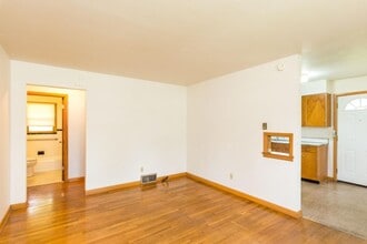 1408 W Ash St in Columbia, MO - Building Photo - Building Photo