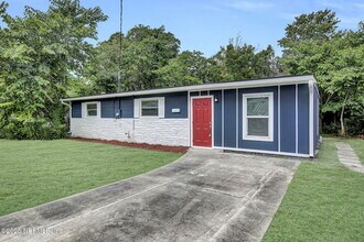 1714 Brookview Dr S in Jacksonville, FL - Building Photo - Building Photo
