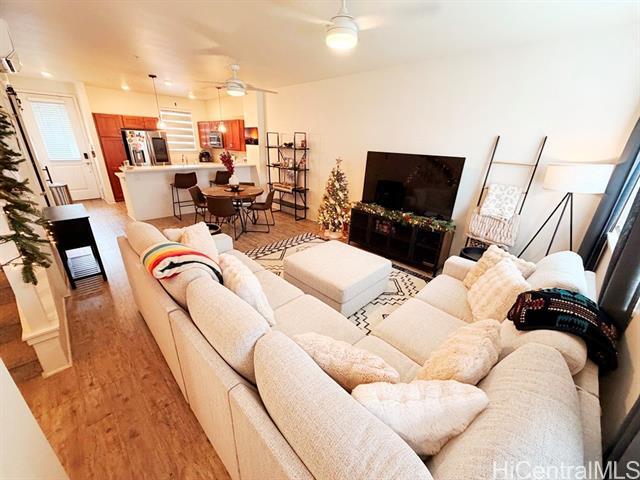 724 Kakala St in Kapolei, HI - Building Photo - Building Photo