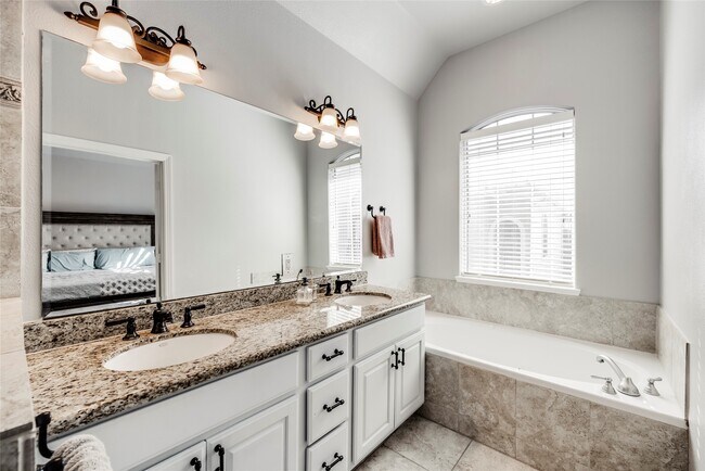 property at 5212 Washington Ave