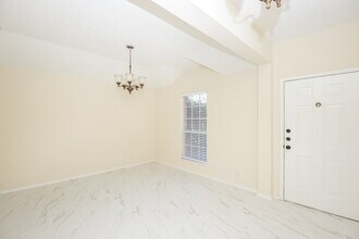 720 Duke Dr in Desoto, TX - Building Photo - Building Photo