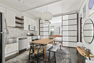 362 W 30th St in New York, NY - Building Photo - Interior Photo