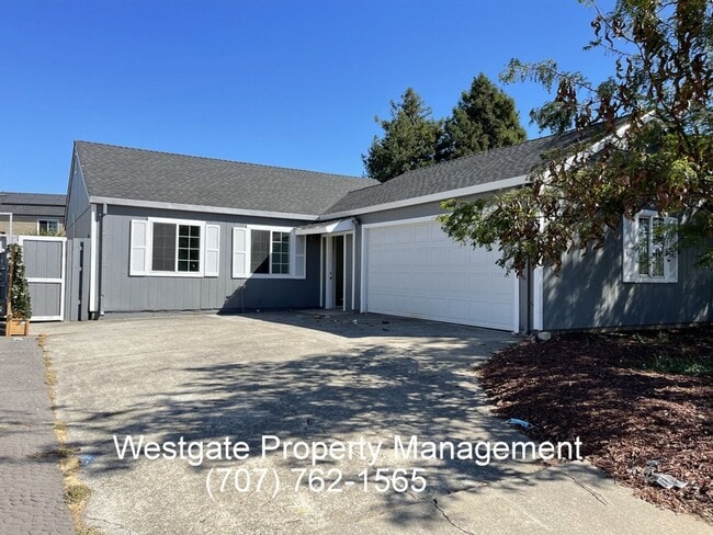 property at 1424 Sunrise Pkwy