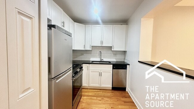 property at 6956 N Sheridan Rd