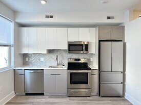 3845 Wallace St, Unit 3