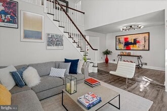 9 Cromwell Ct in Princeton, NJ - Building Photo - Building Photo