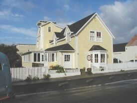 Sallie Mac Building in Mendocino, CA - Building Photo