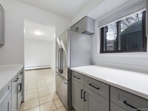 27 Tanager Rd in Monroe, NY - Building Photo - Building Photo