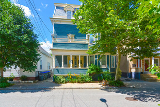 29 Brighton St in Providence, RI - Foto de edificio - Building Photo