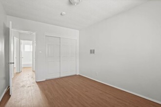 14518 Berendo Ave in Gardena, CA - Building Photo - Building Photo